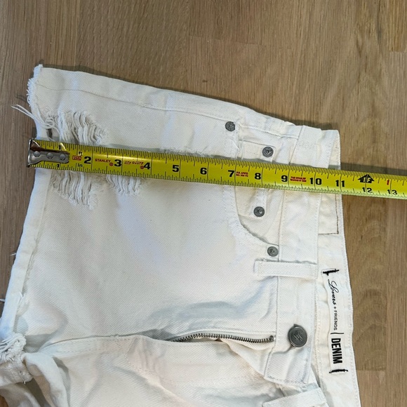 Lovers and Friends White Jean Shorts - Picture 8 of 10
